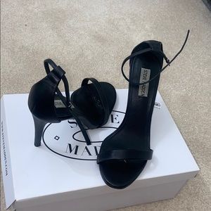 Steve Madden black heels